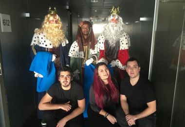 Los Reyes Magos acercan su magia al Hospital Sanitas CIMA